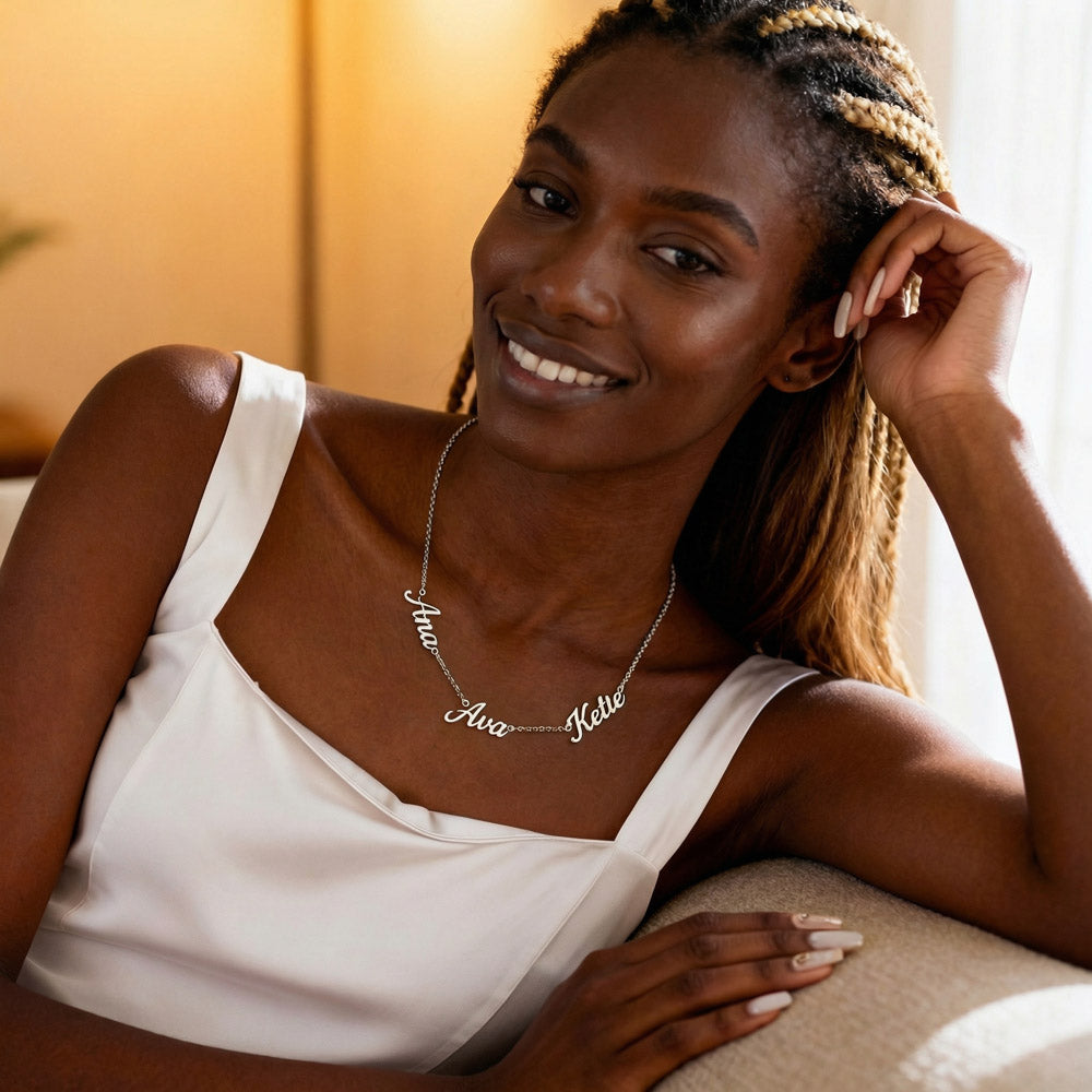 Multiple Name Necklace: Love in Mother's Hands