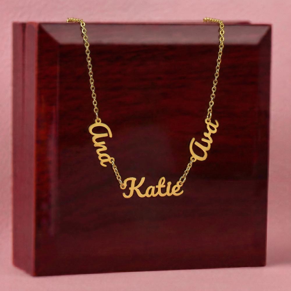 Multiple Name Necklace: Love in Mother's Hands